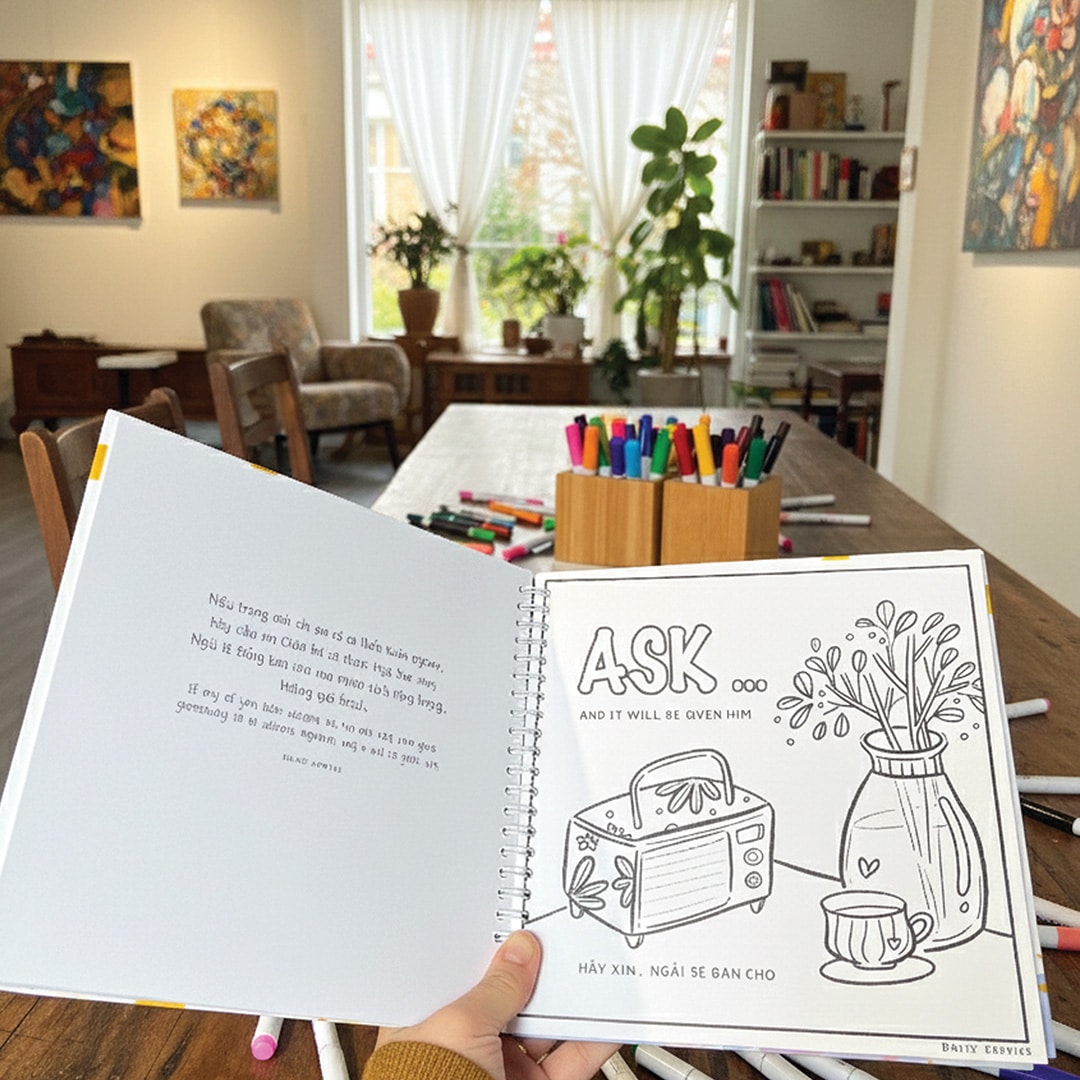 03-sách-tô-màu-long-vui-mung-dorisong